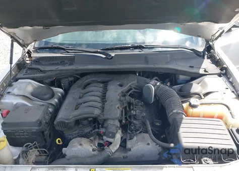 2010 Chrysler 300 Touring из США, поврежденный, VIN 2C3CA5CV2AH233300